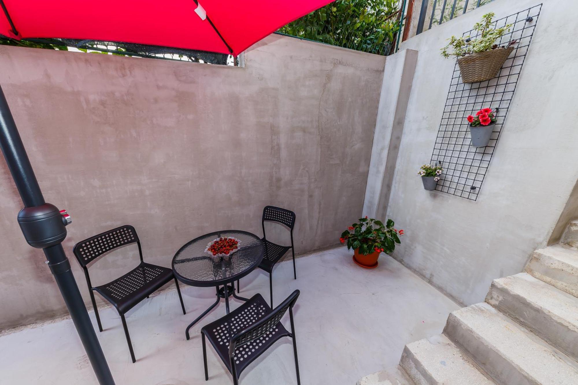 Apartmani Ujakovic Kastela Luaran gambar