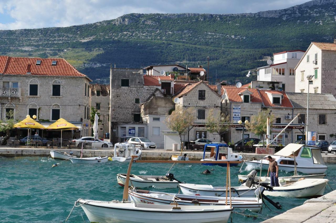 Apartmani Ujakovic Kastela Luaran gambar